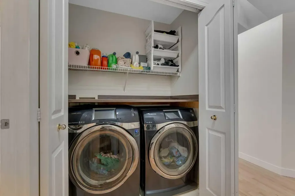 44 Douglas Glen Crescent SE Calgary AB T2Z 3M6
