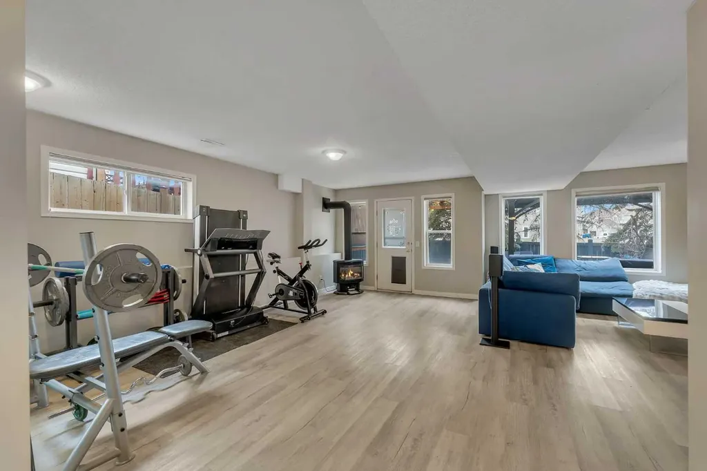 44 Douglas Glen Crescent SE Calgary AB T2Z 3M6