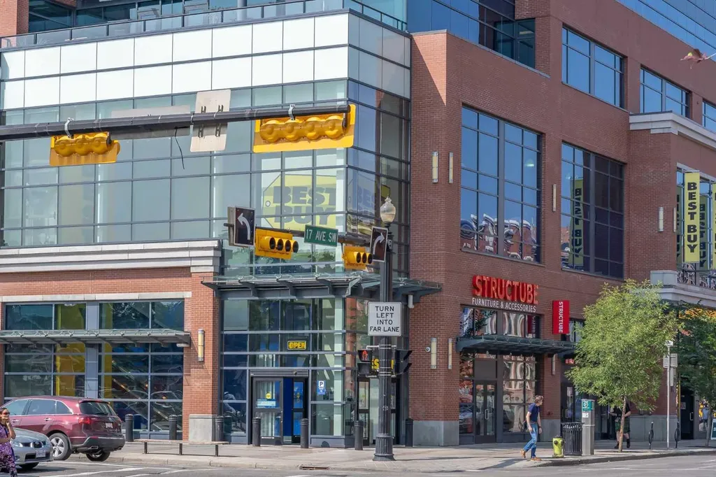 1202 13 Avenue SW Calgary AB T3C 0T1