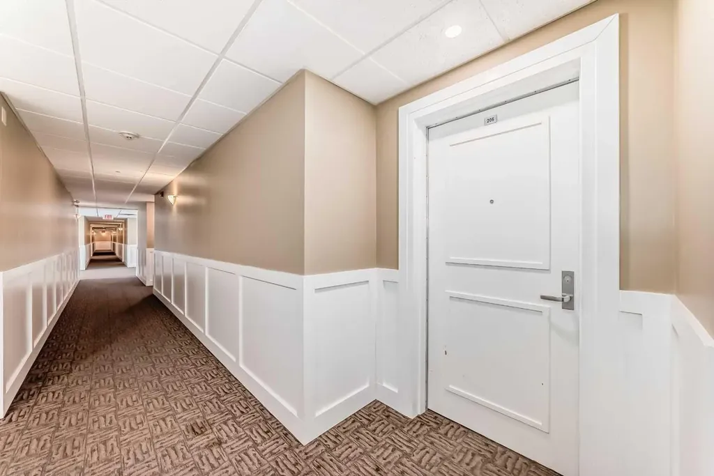 1005B Westmount Drive Strathmore AB T1P 0C3