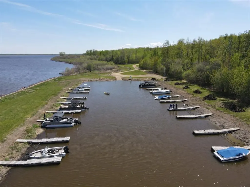 Key Cove 2nd Street Joussard AB T0G 1J0