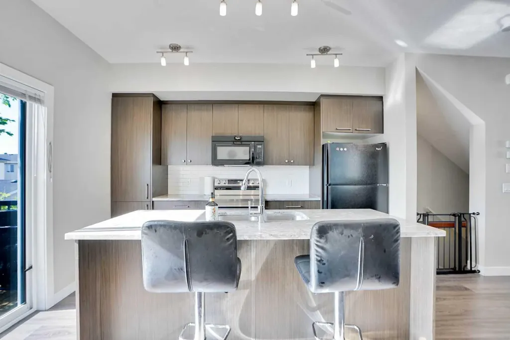 333 Taralake Way NE Calgary AB T3J 0R5