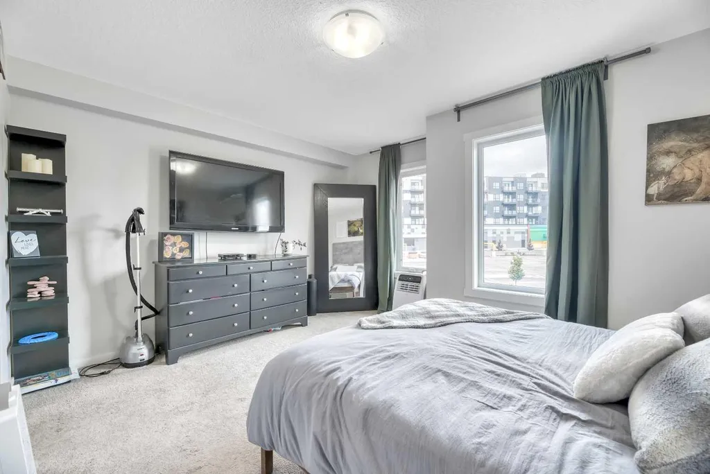 19500 37 Street SE Calgary AB T3M 2W9