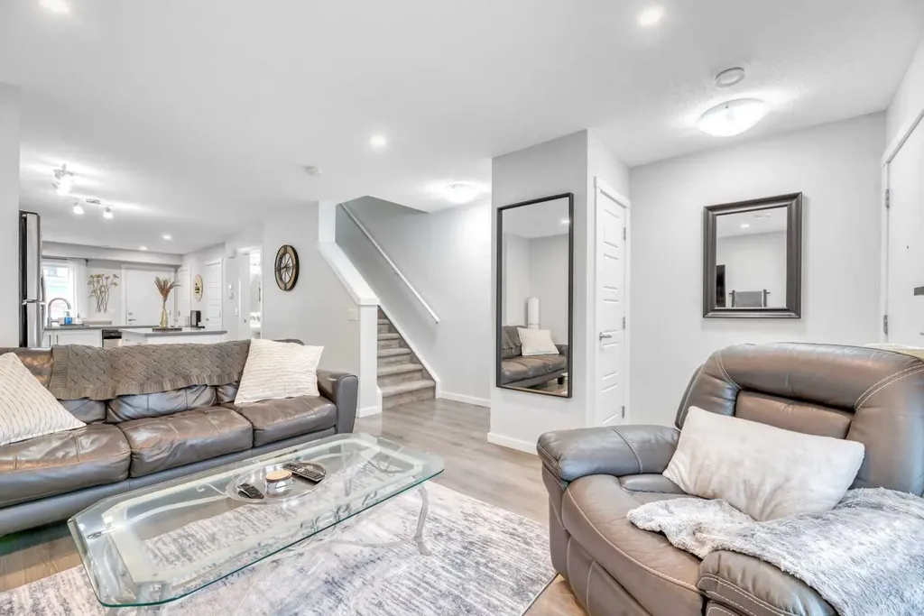 19500 37 Street SE Calgary AB T3M 2W9