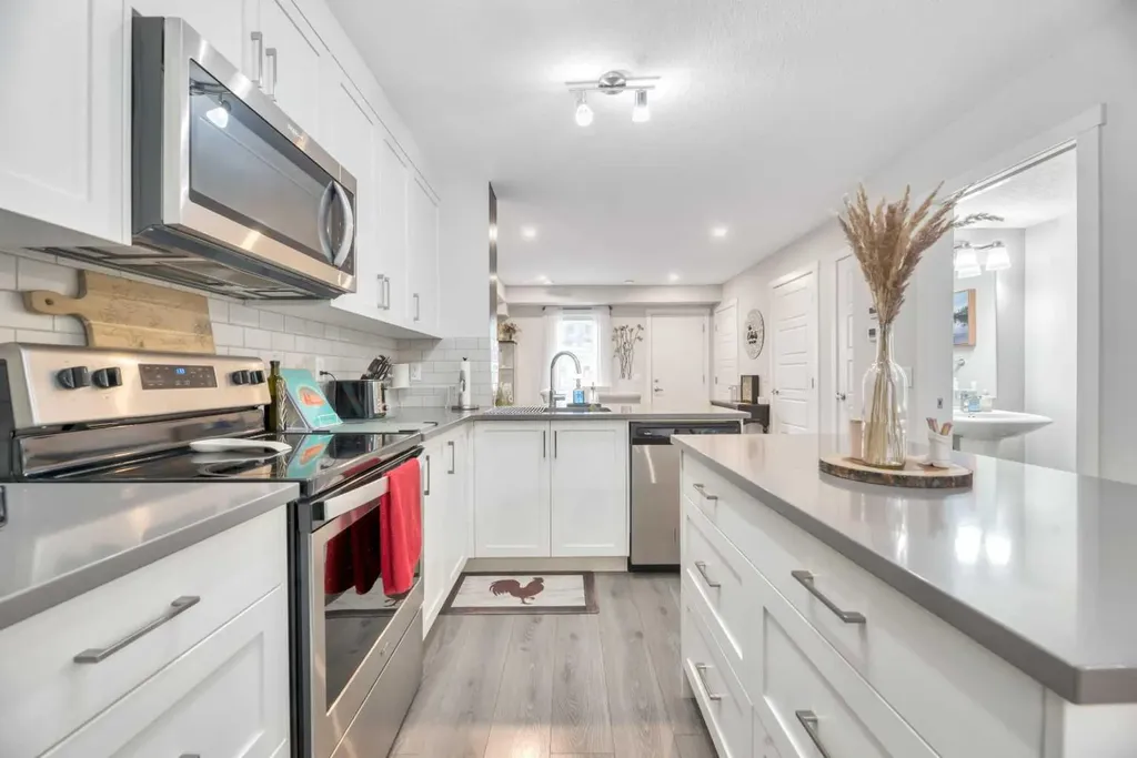 19500 37 Street SE Calgary AB T3M 2W9