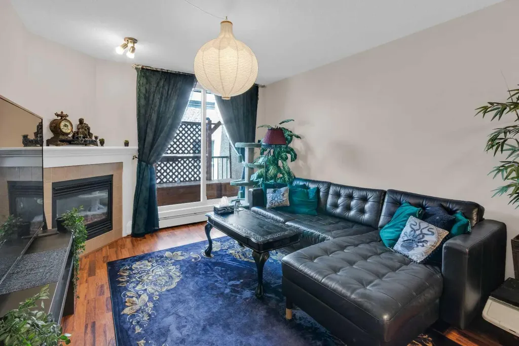 1833 11 Avenue SW Calgary AB T3C0N7