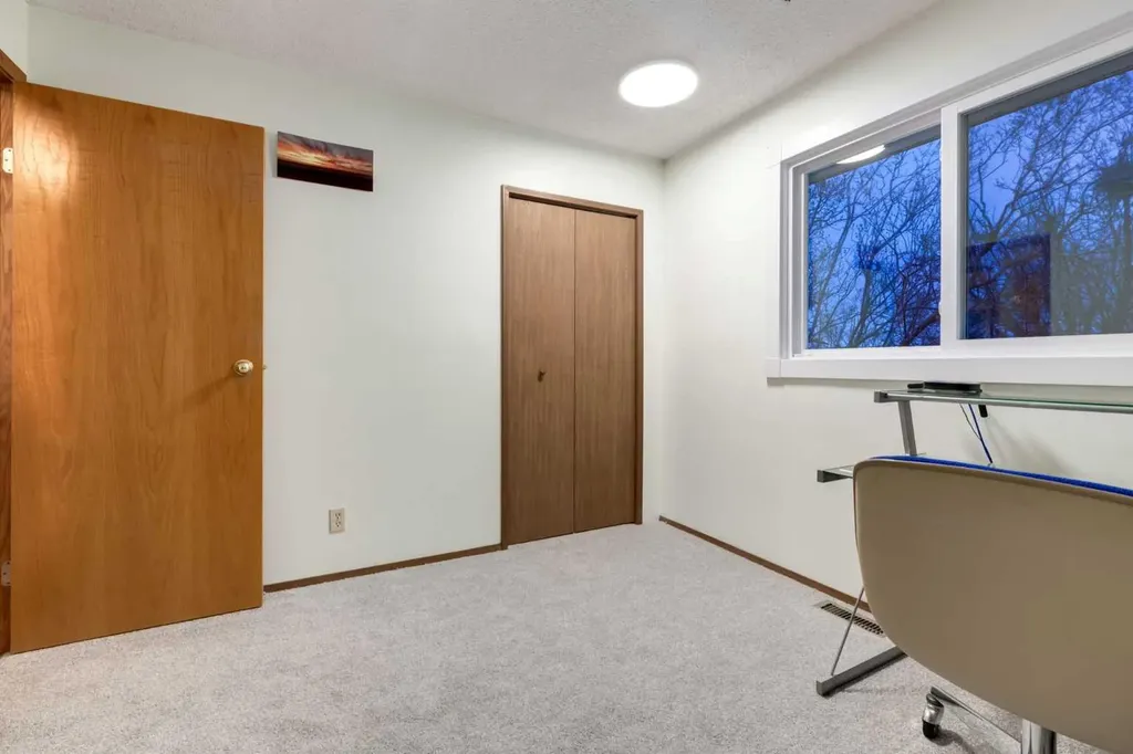 222075 Range Road 264 Rural Wheatland County AB T0J0M0