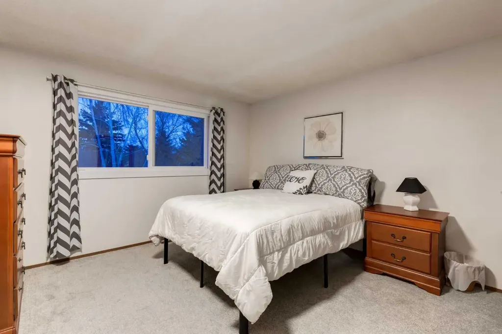 222075 Range Road 264 Rural Wheatland County AB T0J0M0