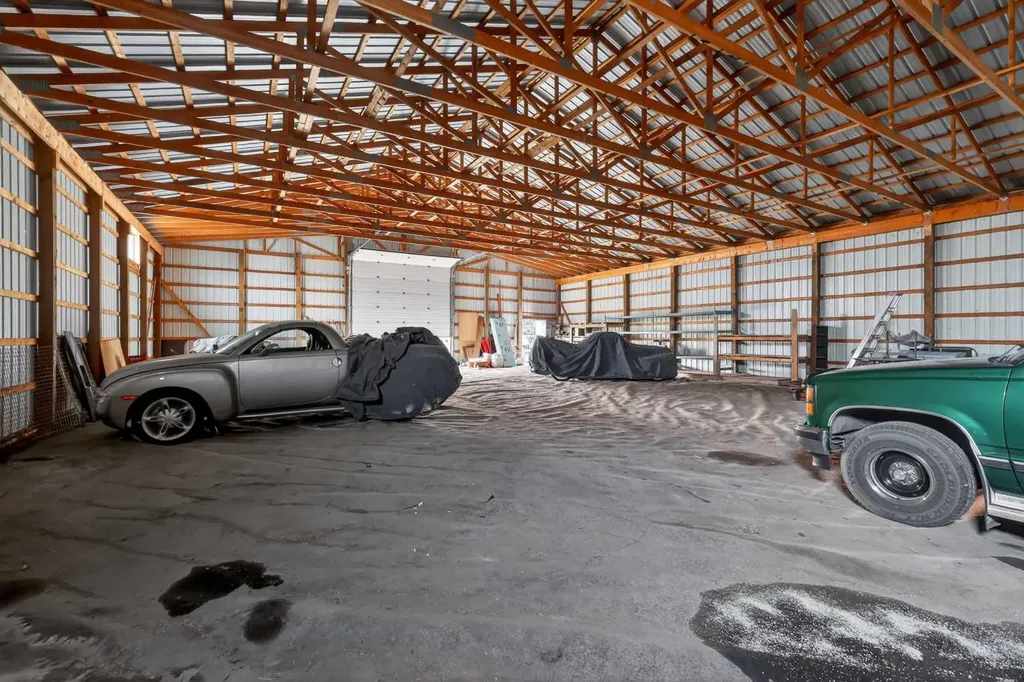 222075 Range Road 264 Rural Wheatland County AB T0J0M0