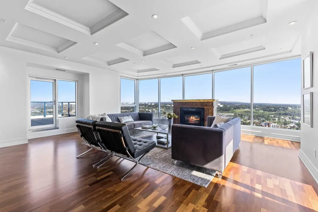 910 5 Avenue SW Calgary AB T2P 0C3