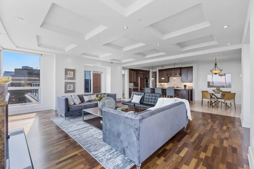 910 5 Avenue SW Calgary AB T2P 0C3