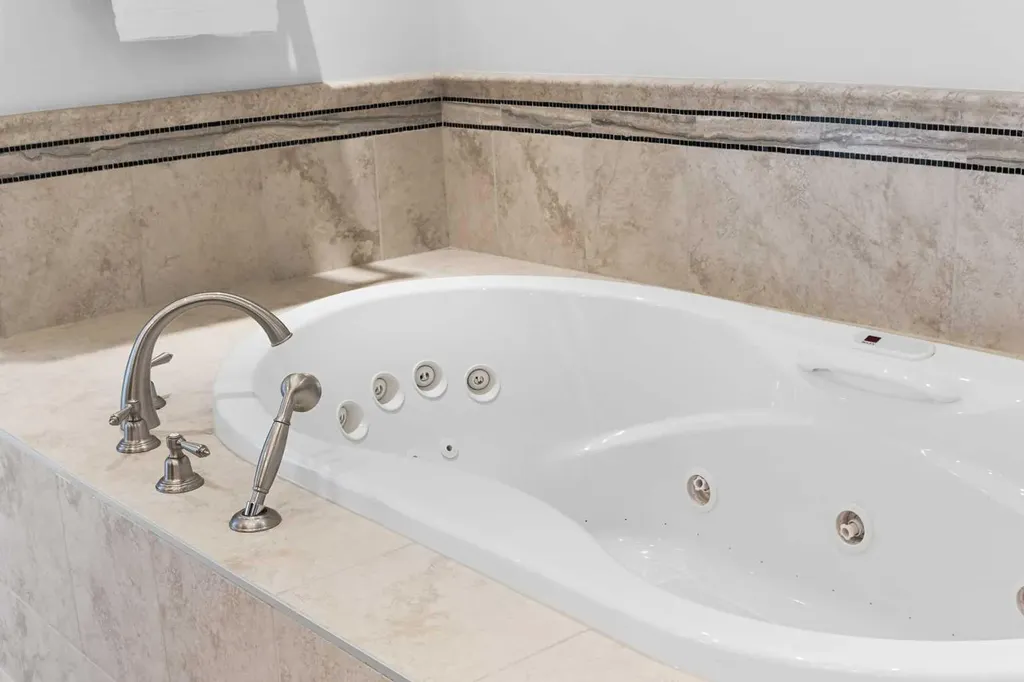 910 5 Avenue SW Calgary AB T2P 0C3