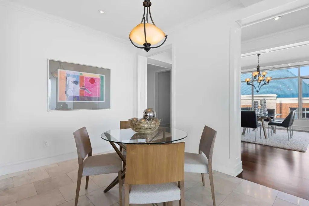 910 5 Avenue SW Calgary AB T2P 0C3