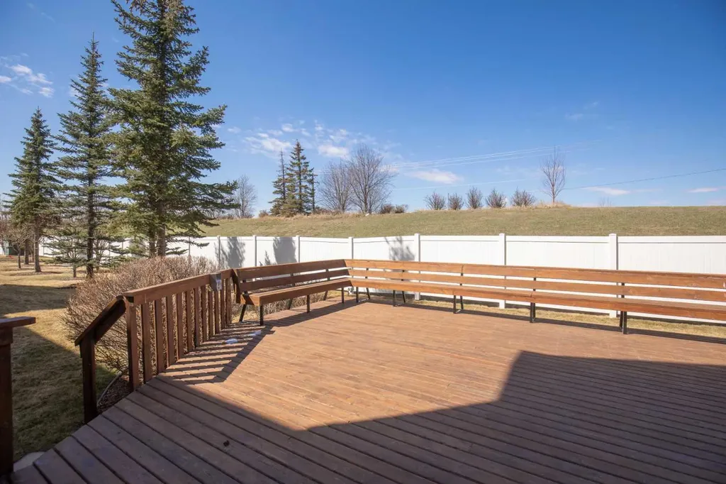 60 Jacobs Close Red Deer AB T4P 4A2