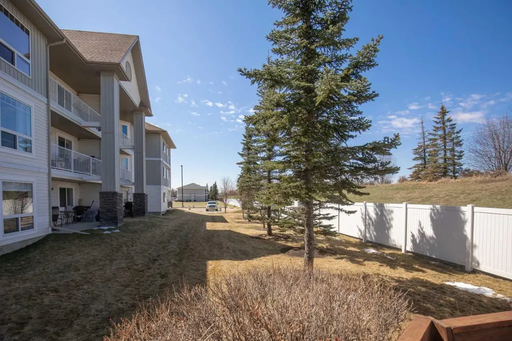 60 Jacobs Close Red Deer AB T4P 4A2