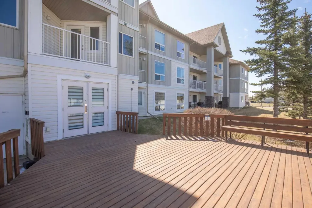 60 Jacobs Close Red Deer AB T4P 4A2