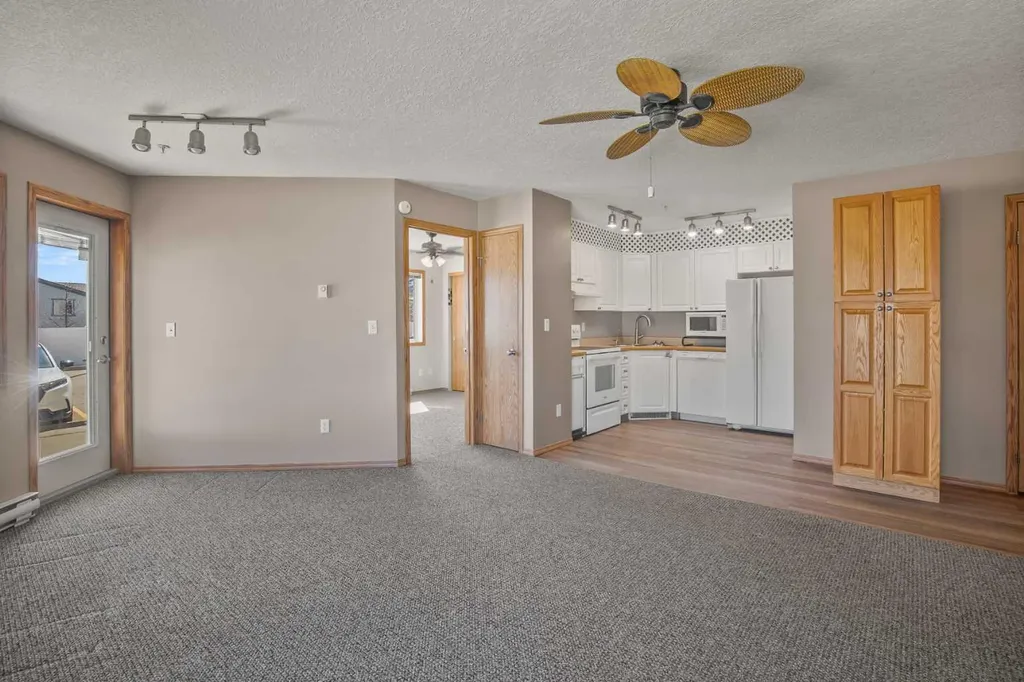 60 Jacobs Close Red Deer AB T4P 4A2