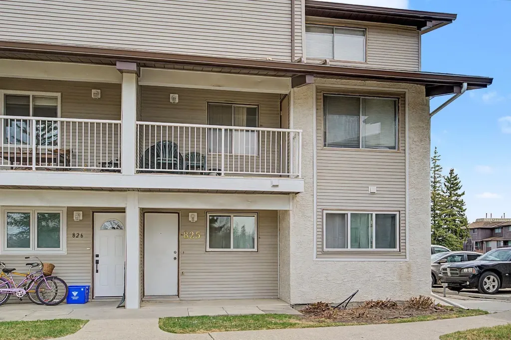 200 Brookpark Drive SW Calgary AB T2W 3E5