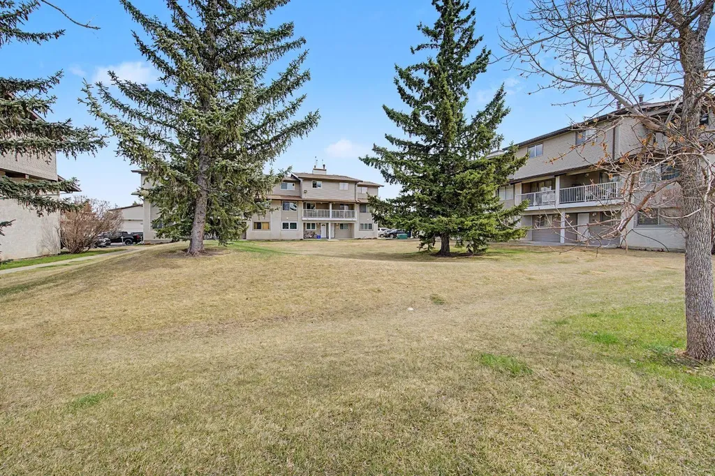 200 Brookpark Drive SW Calgary AB T2W 3E5