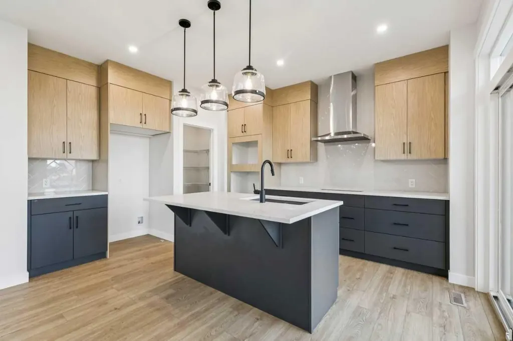 286 Dawson Wharf Rise Chestermere AB T1X2W4