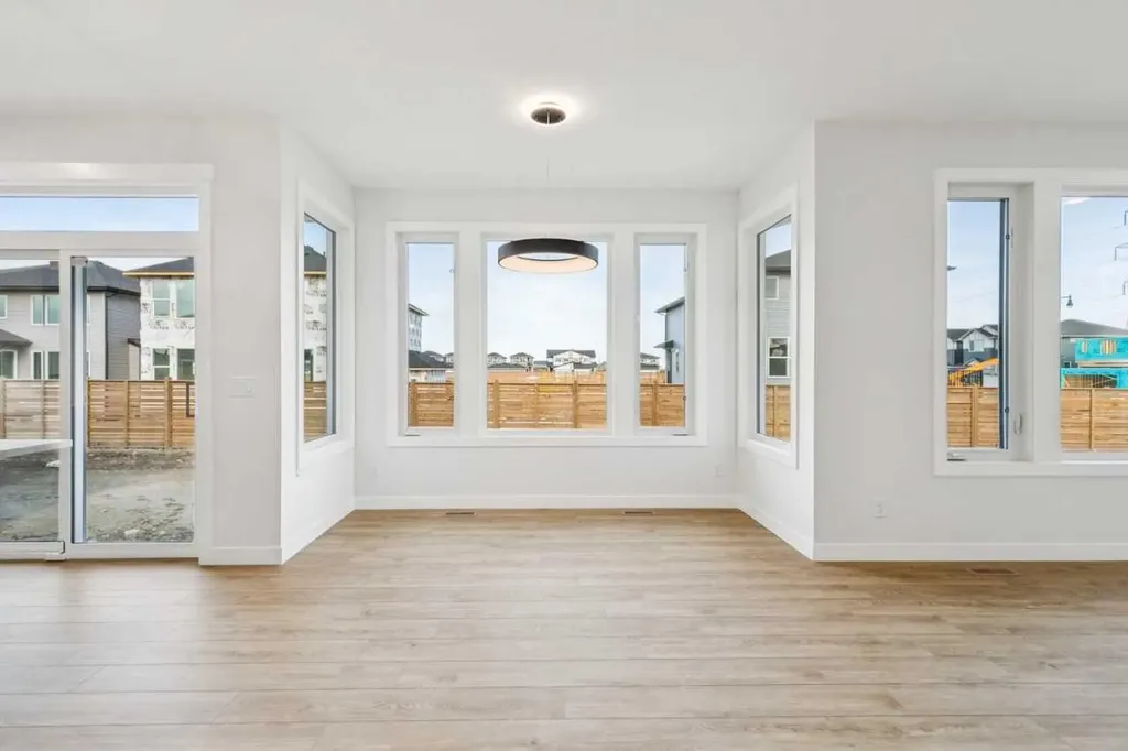 286 Dawson Wharf Rise Chestermere AB T1X2W4