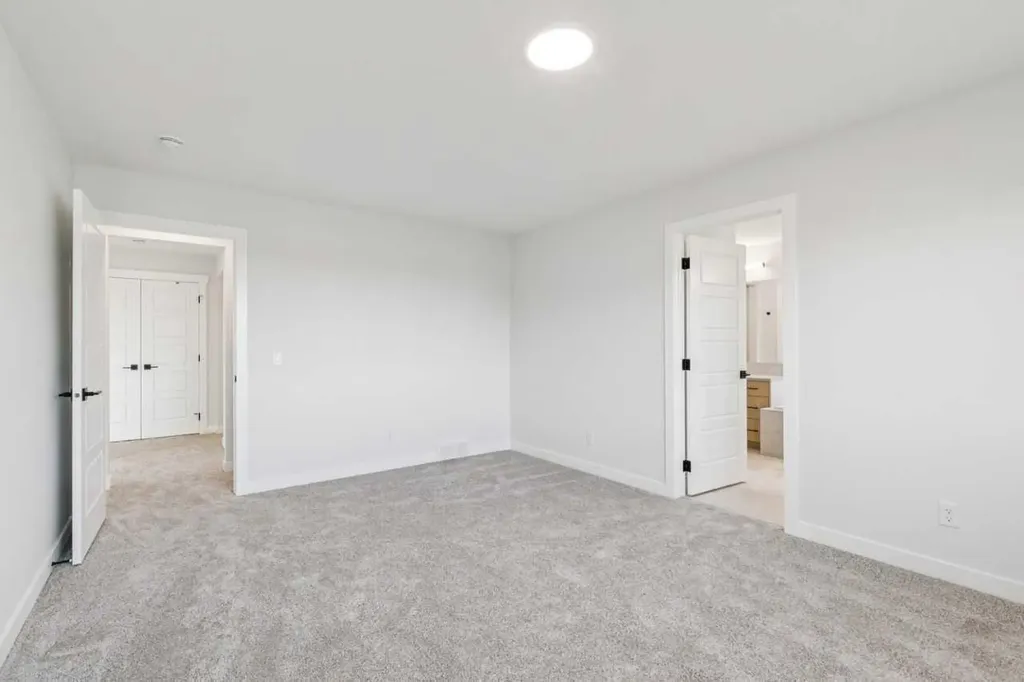286 Dawson Wharf Rise Chestermere AB T1X2W4