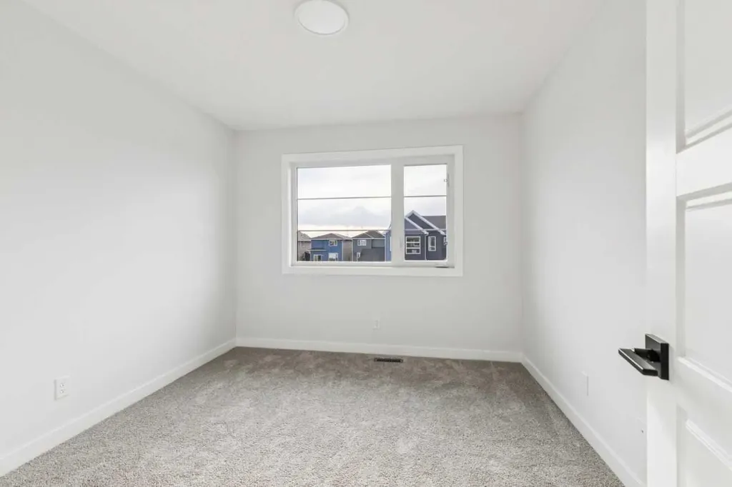 286 Dawson Wharf Rise Chestermere AB T1X2W4