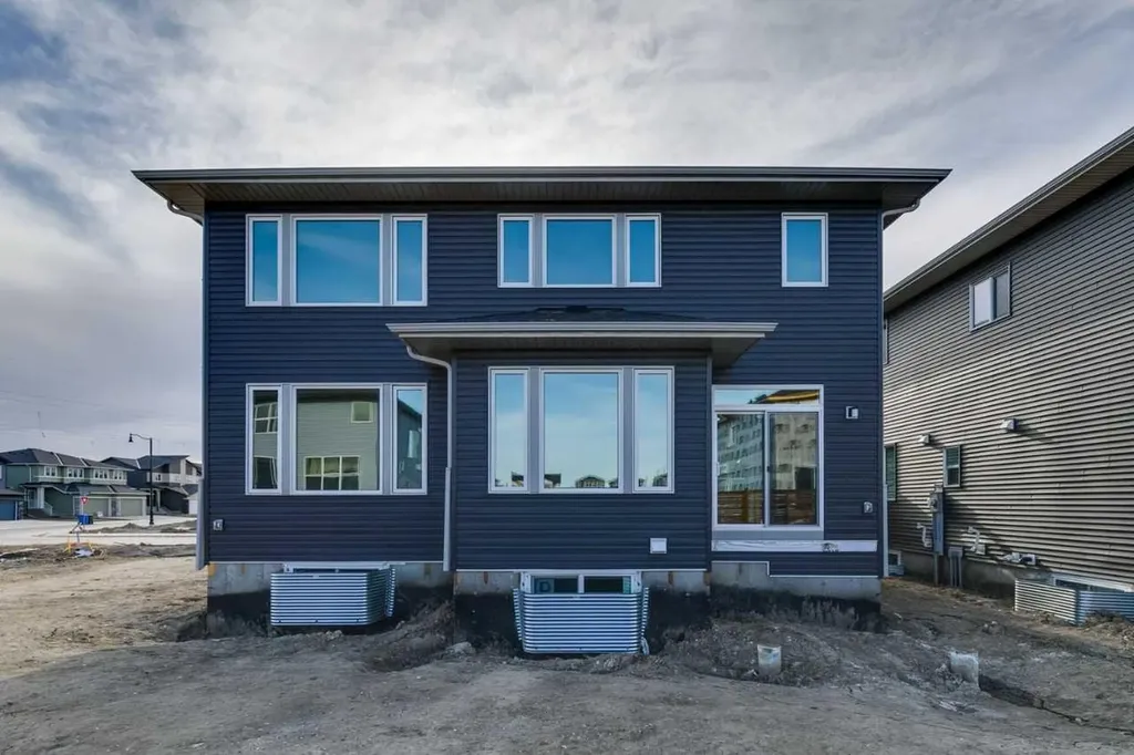 286 Dawson Wharf Rise Chestermere AB T1X2W4