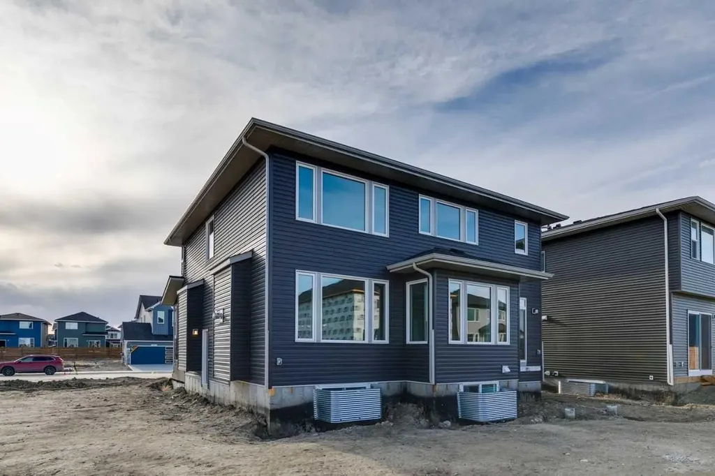 286 Dawson Wharf Rise Chestermere AB T1X2W4