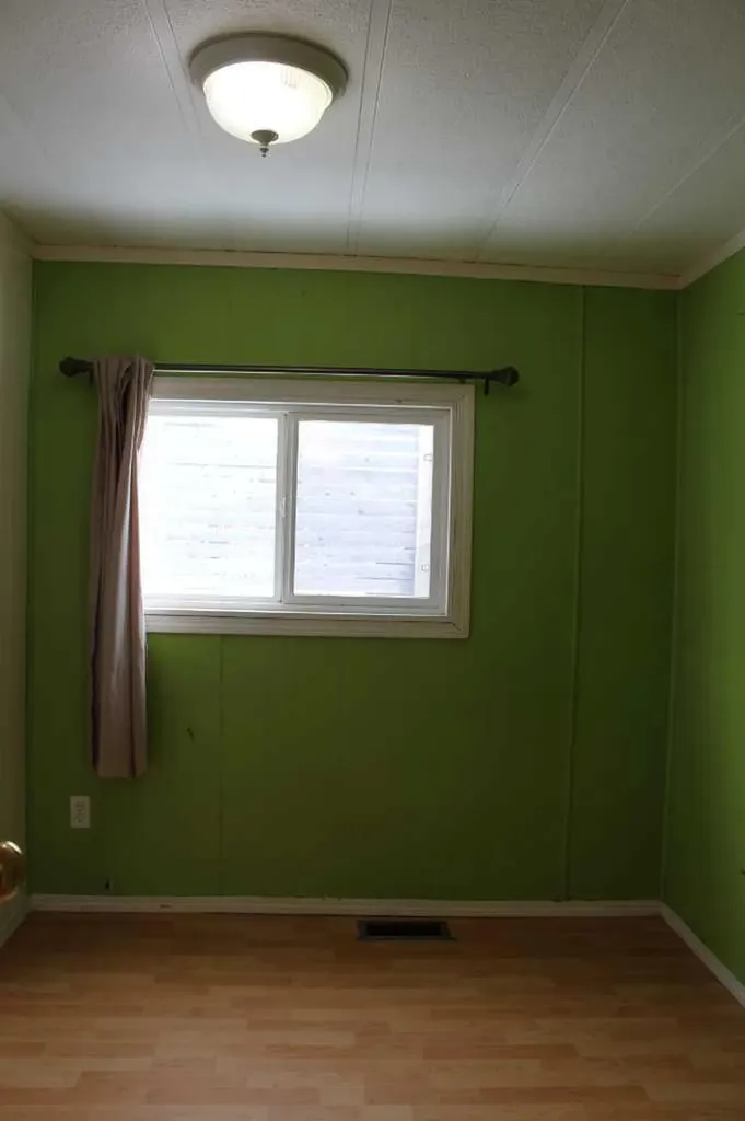 101 7th Avenue SE Manning AB T0H 2M0