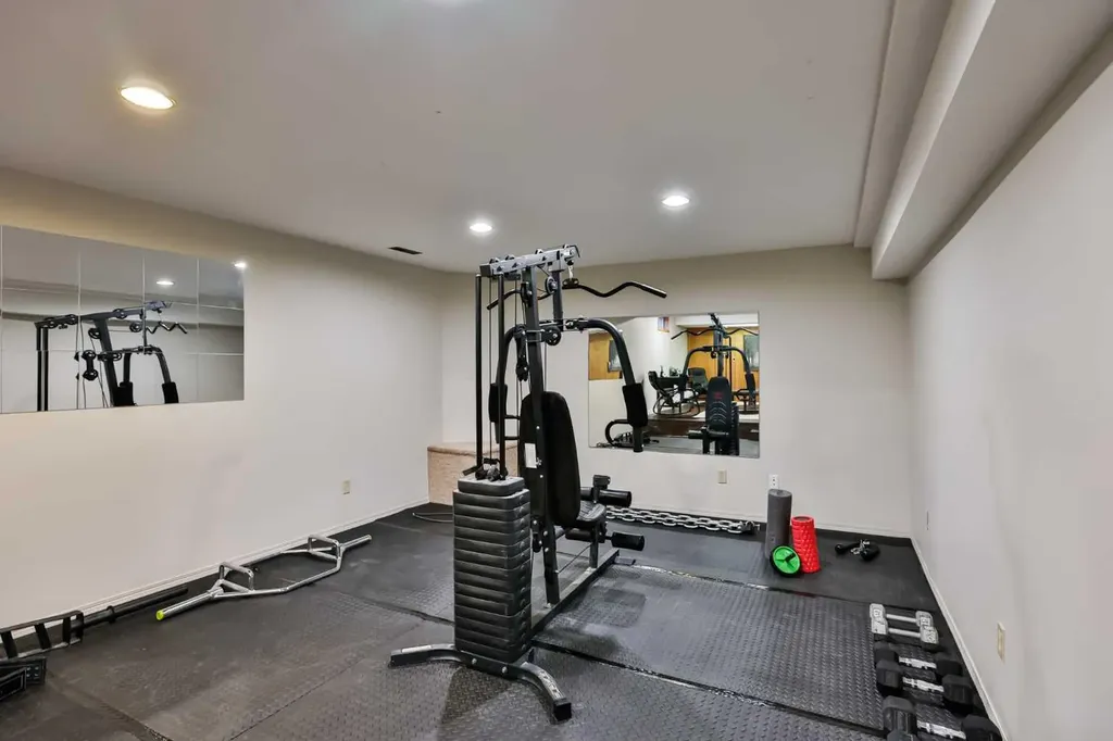 99 Lemoyne Crescent W Lethbridge AB T1K 4A4