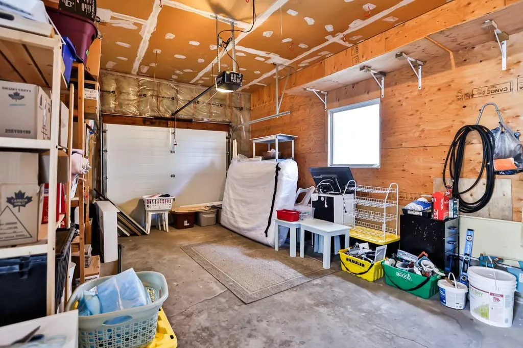 99 Lemoyne Crescent W Lethbridge AB T1K 4A4