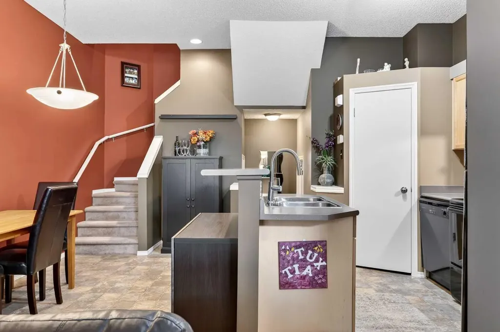 140 Promenade Way SE Calgary AB T2Z 4E9