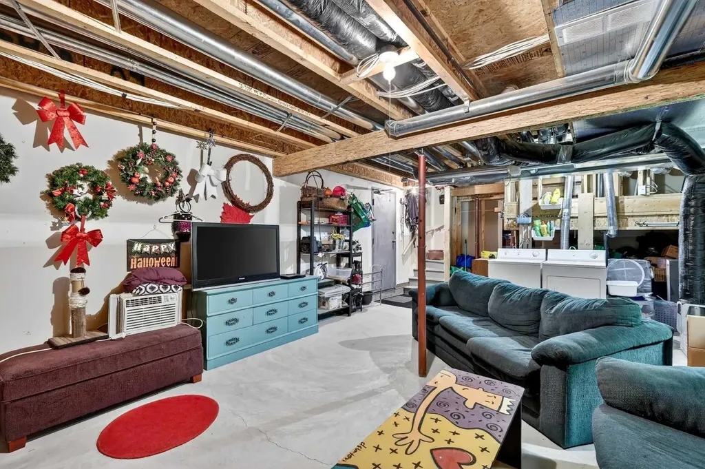140 Promenade Way SE Calgary AB T2Z 4E9