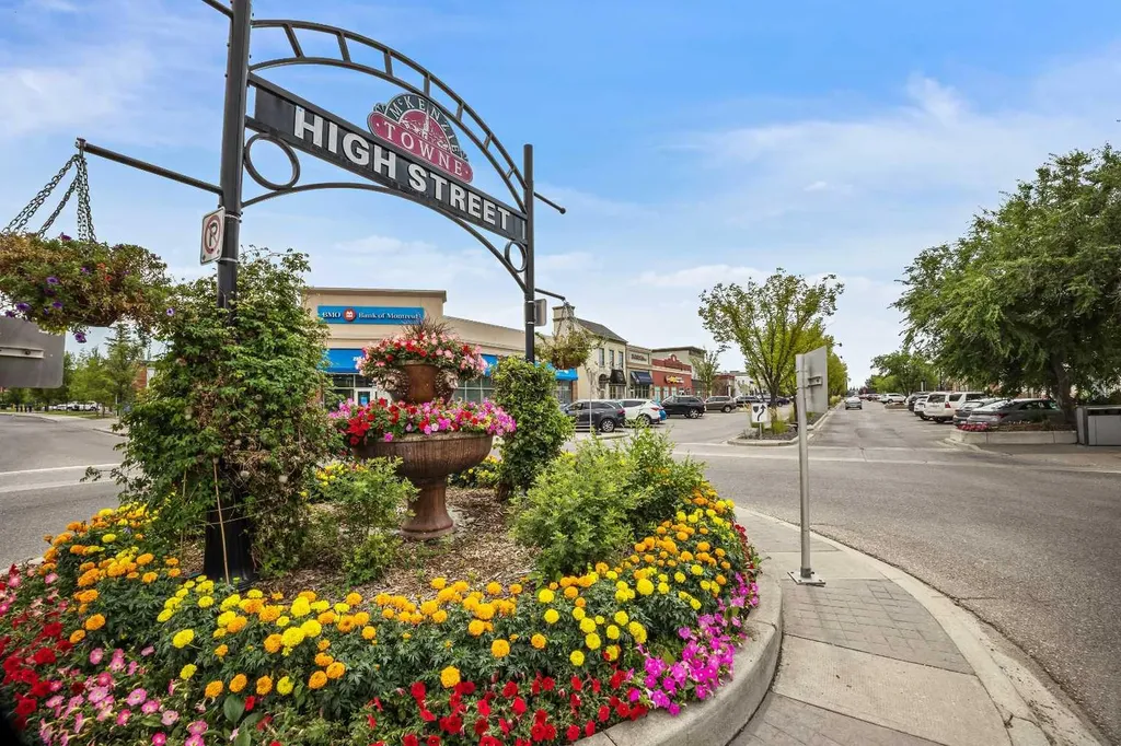 140 Promenade Way SE Calgary AB T2Z 4E9