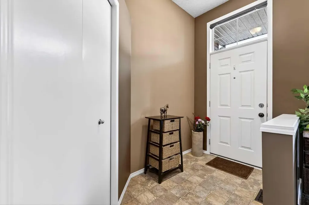 140 Promenade Way SE Calgary AB T2Z 4E9