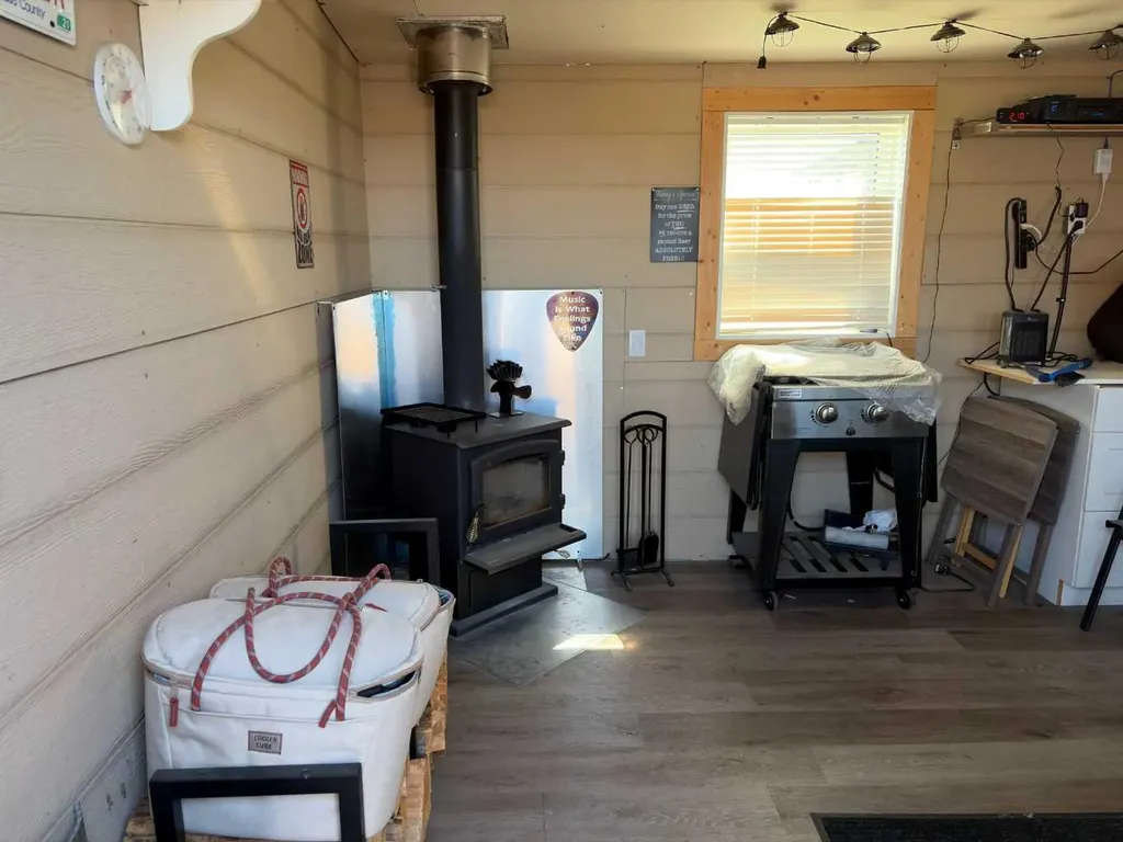 55036 Highway 810 Rural Cardston County AB T0K2R0