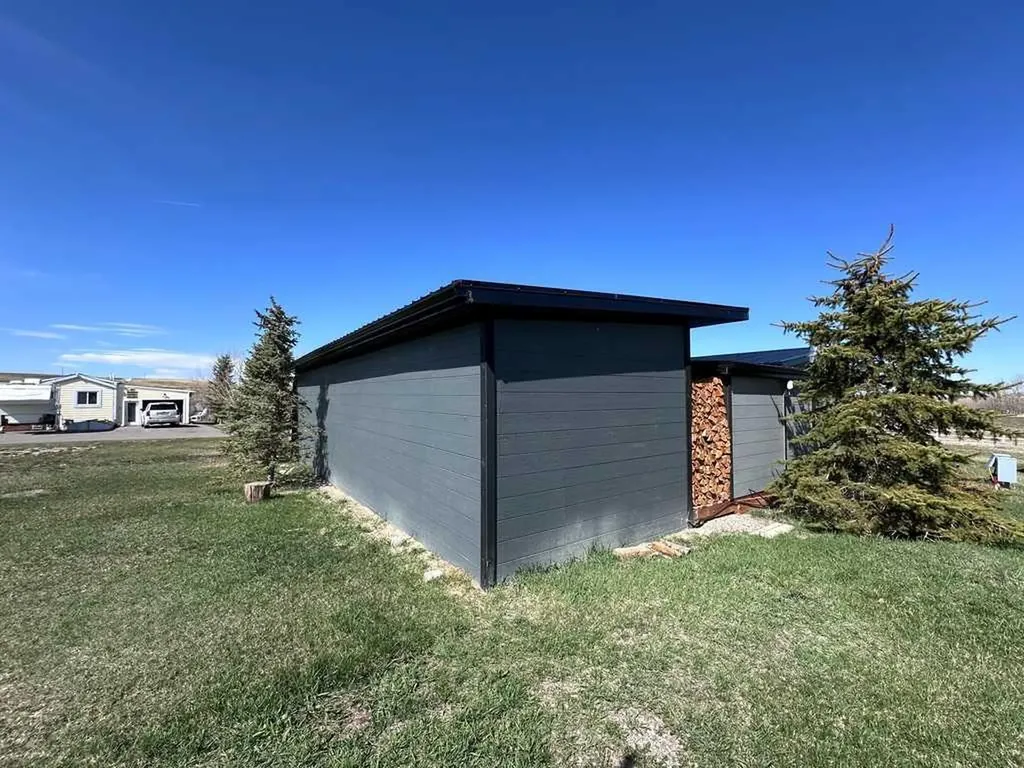 55036 Highway 810 Rural Cardston County AB T0K2R0