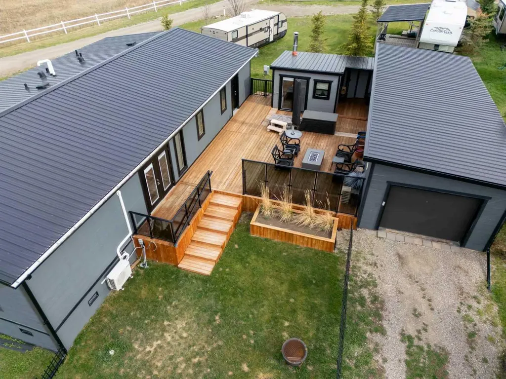 55036 Highway 810 Rural Cardston County AB T0K2R0