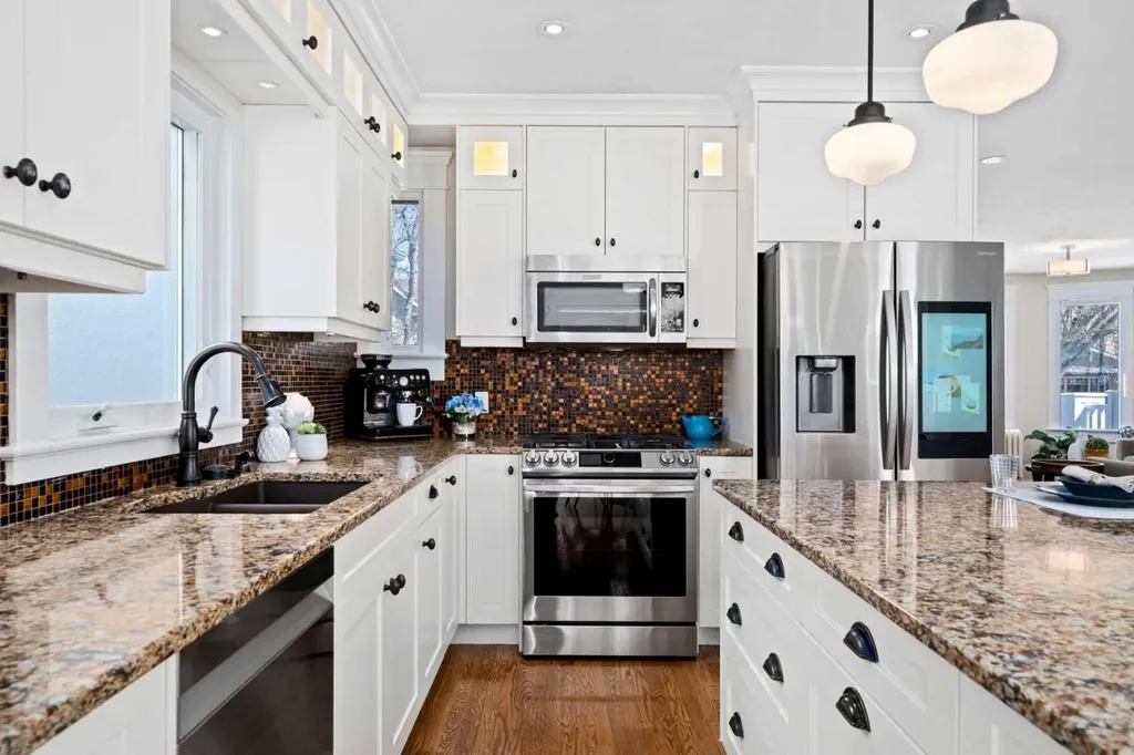 3607 7 Street SW Calgary AB T2T 2Y2