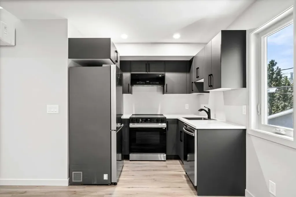 3607 7 Street SW Calgary AB T2T 2Y2