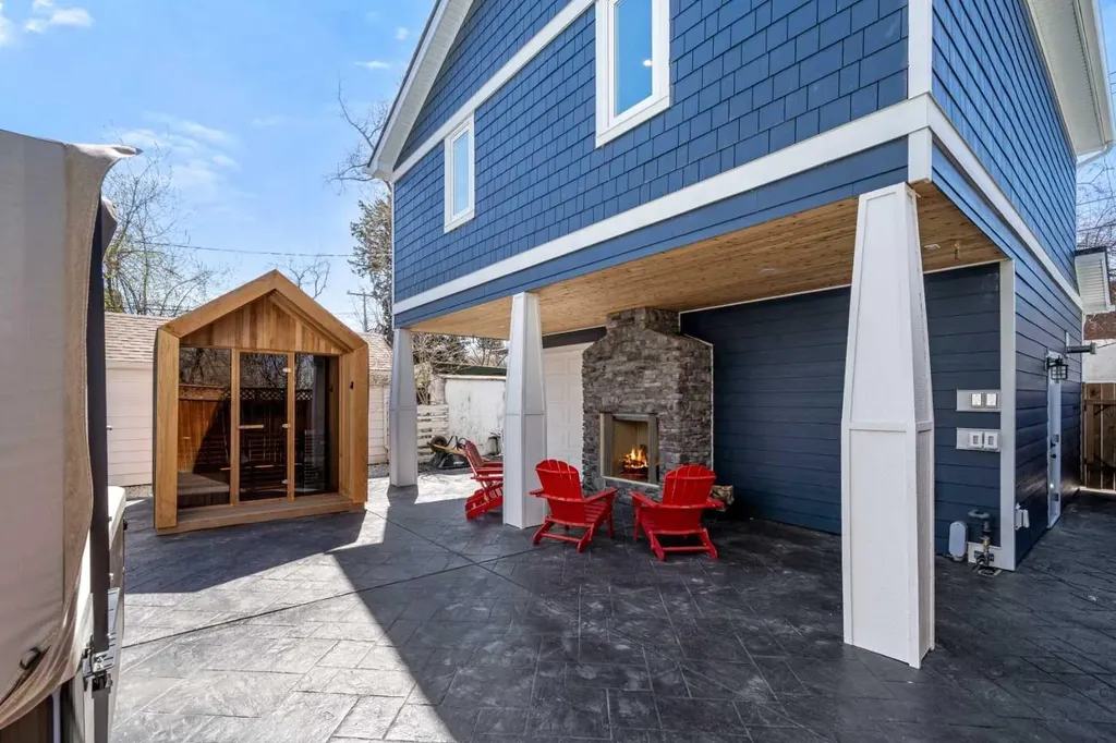 3607 7 Street SW Calgary AB T2T 2Y2