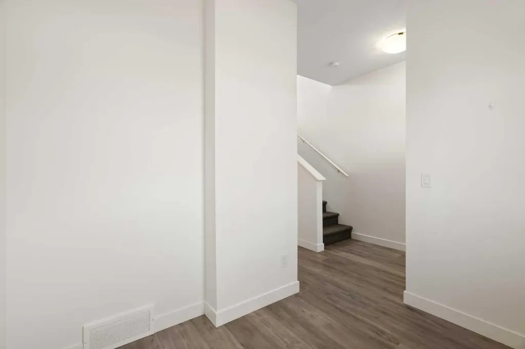 24 Rivercrest Drive Cochrane AB T4C 2C8