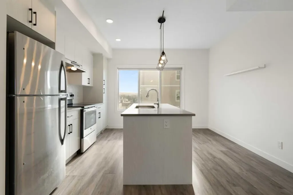 24 Rivercrest Drive Cochrane AB T4C 2C8