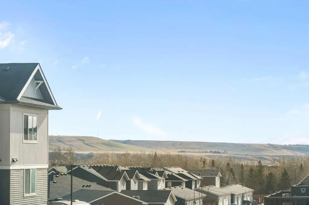 24 Rivercrest Drive Cochrane AB T4C 2C8