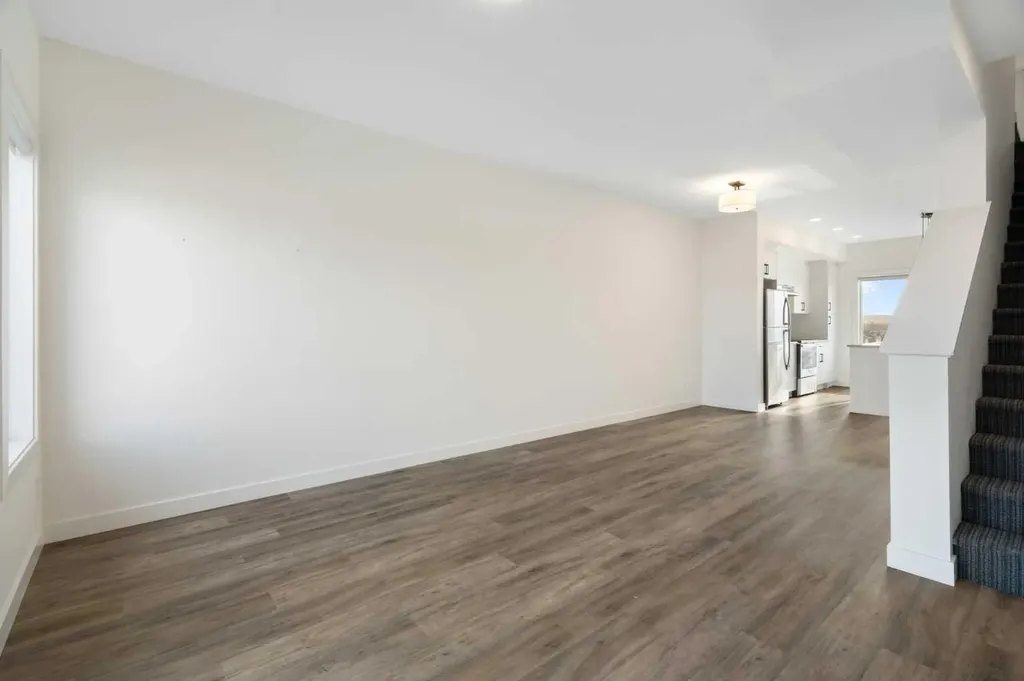 24 Rivercrest Drive Cochrane AB T4C 2C8