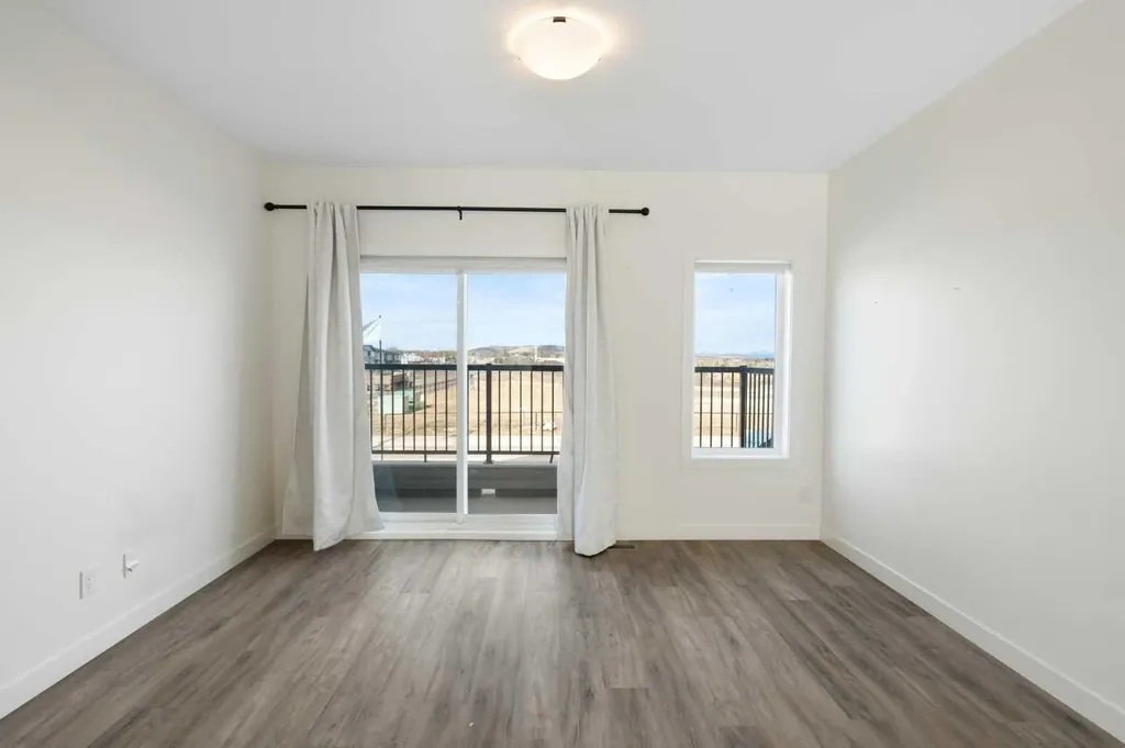 24 Rivercrest Drive Cochrane AB T4C 2C8