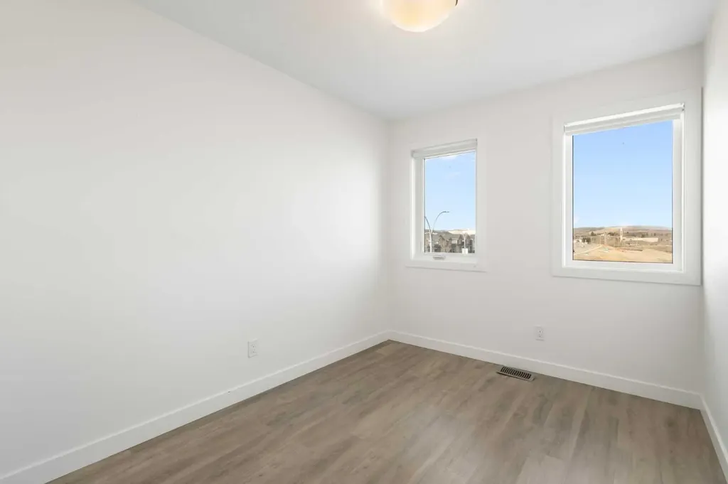 24 Rivercrest Drive Cochrane AB T4C 2C8