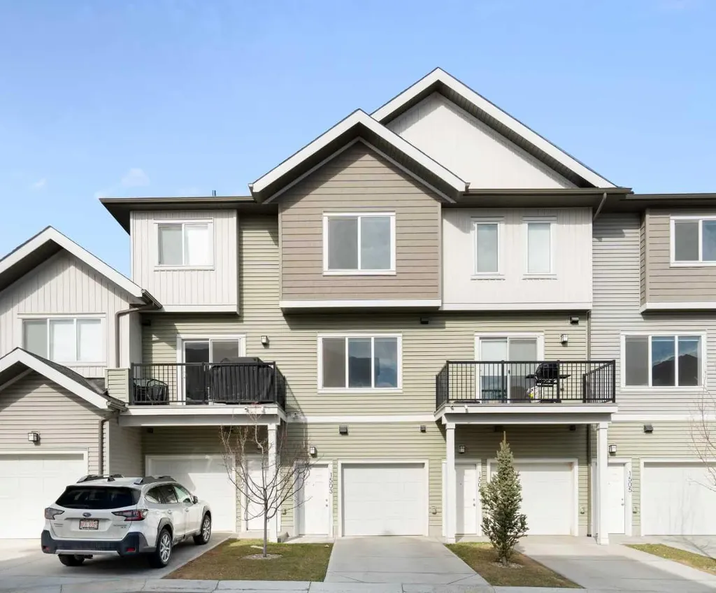 24 Rivercrest Drive Cochrane AB T4C 2C8
