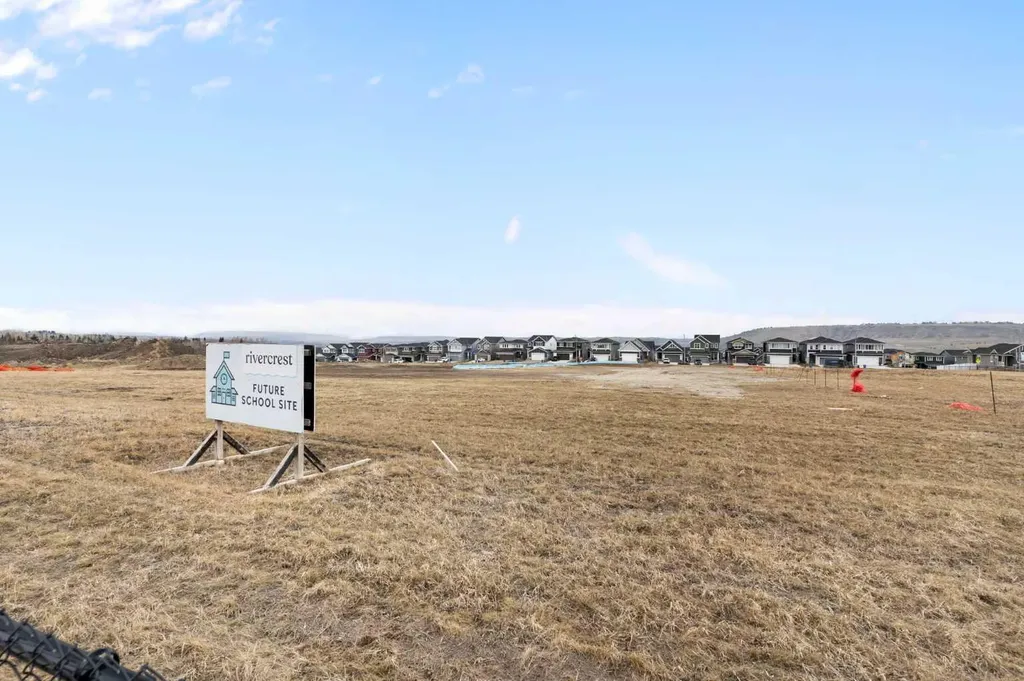 24 Rivercrest Drive Cochrane AB T4C 2C8
